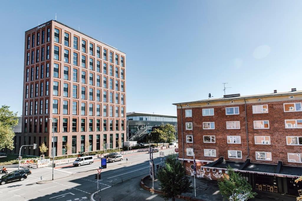 Komplett Neu: 2-Zi Zentral Im Altbau. 24H-Checkin Kiel Exterior foto